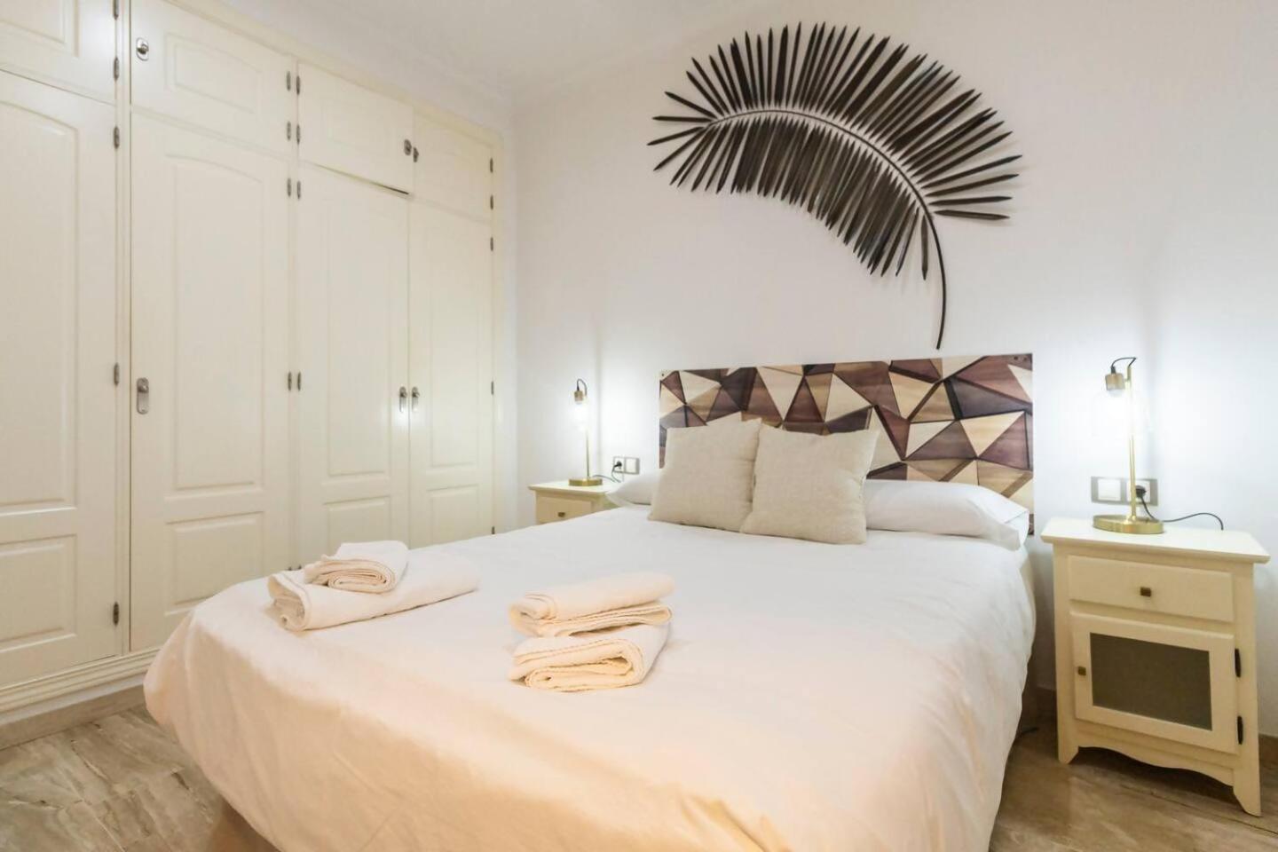 Sh Pilucas Home Moderno Apartamento Con Patio カディス エクステリア 写真